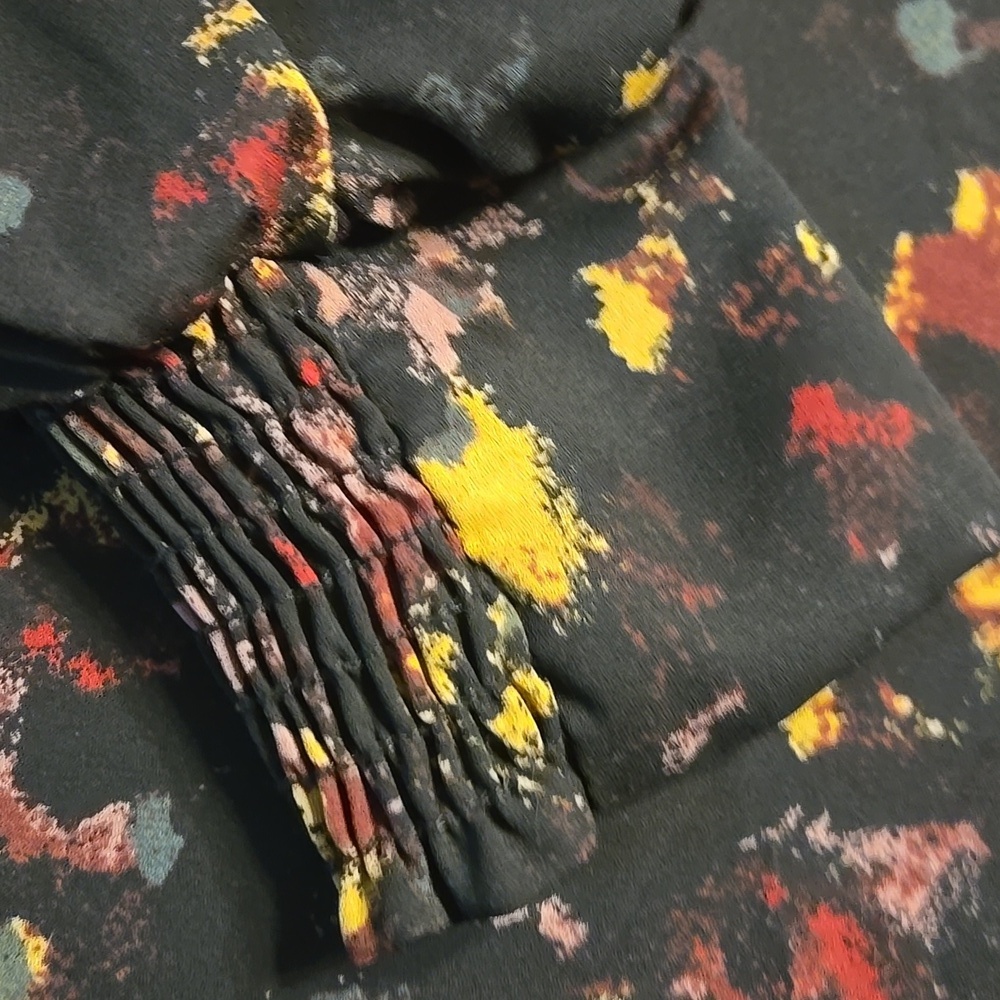 Chic Multicolor Patterned Blouse From Evereve - Picture 4 of 4